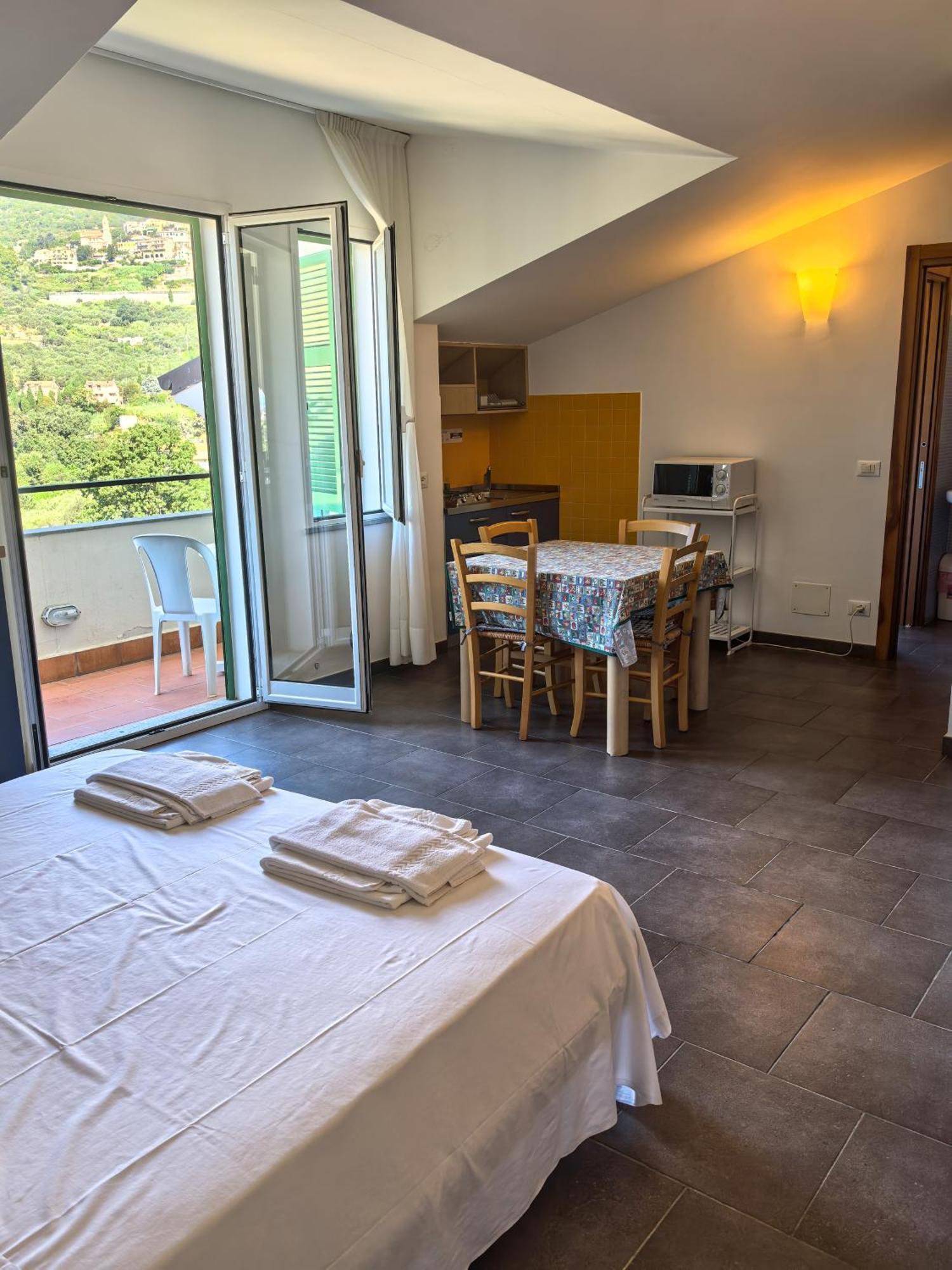 Residence Dei Fiori Pietra Ligure Buitenkant foto